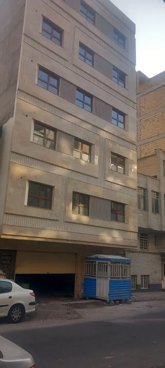 اپارتمان  در منظریه معاوضه  با قطعه جنوبی