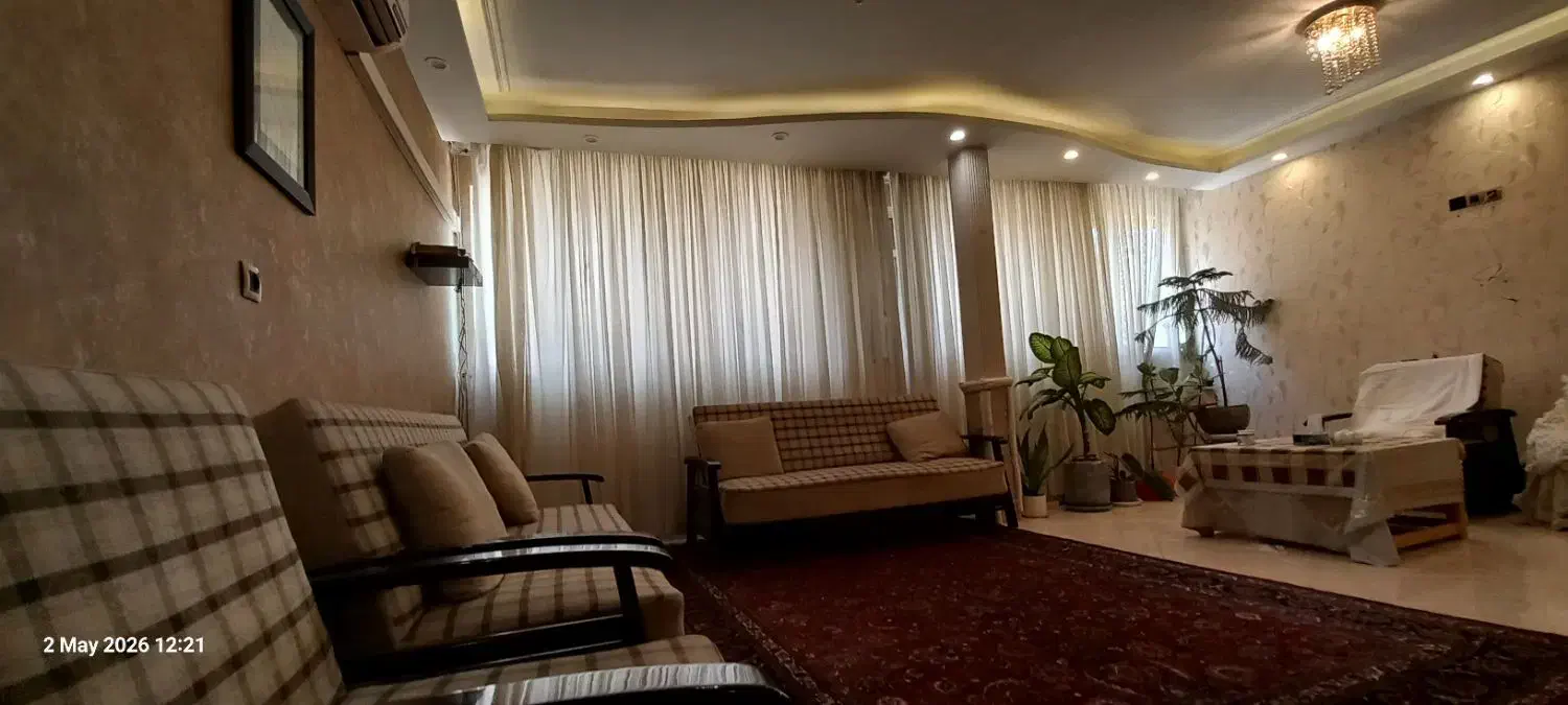 ۸۵ متری لادن نزدیک وکیل آباد مناسب مسکونی و اداری