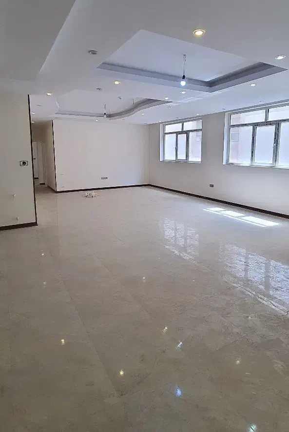 100 متر نوساز باغستان غربی