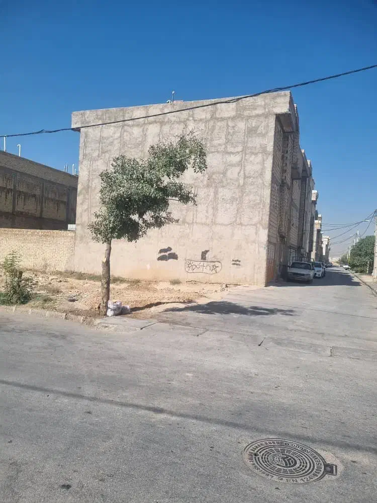 فروش‌ویلایی‌نیمه‌کاره‌ جم‌.بهارستان(بعدپیچ‌بهرباغ)