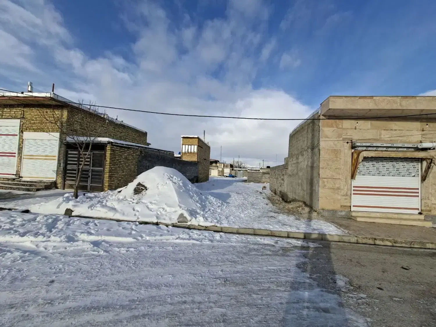 زمین مسکونی