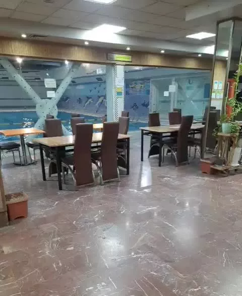 اجاره بوفه در استخر