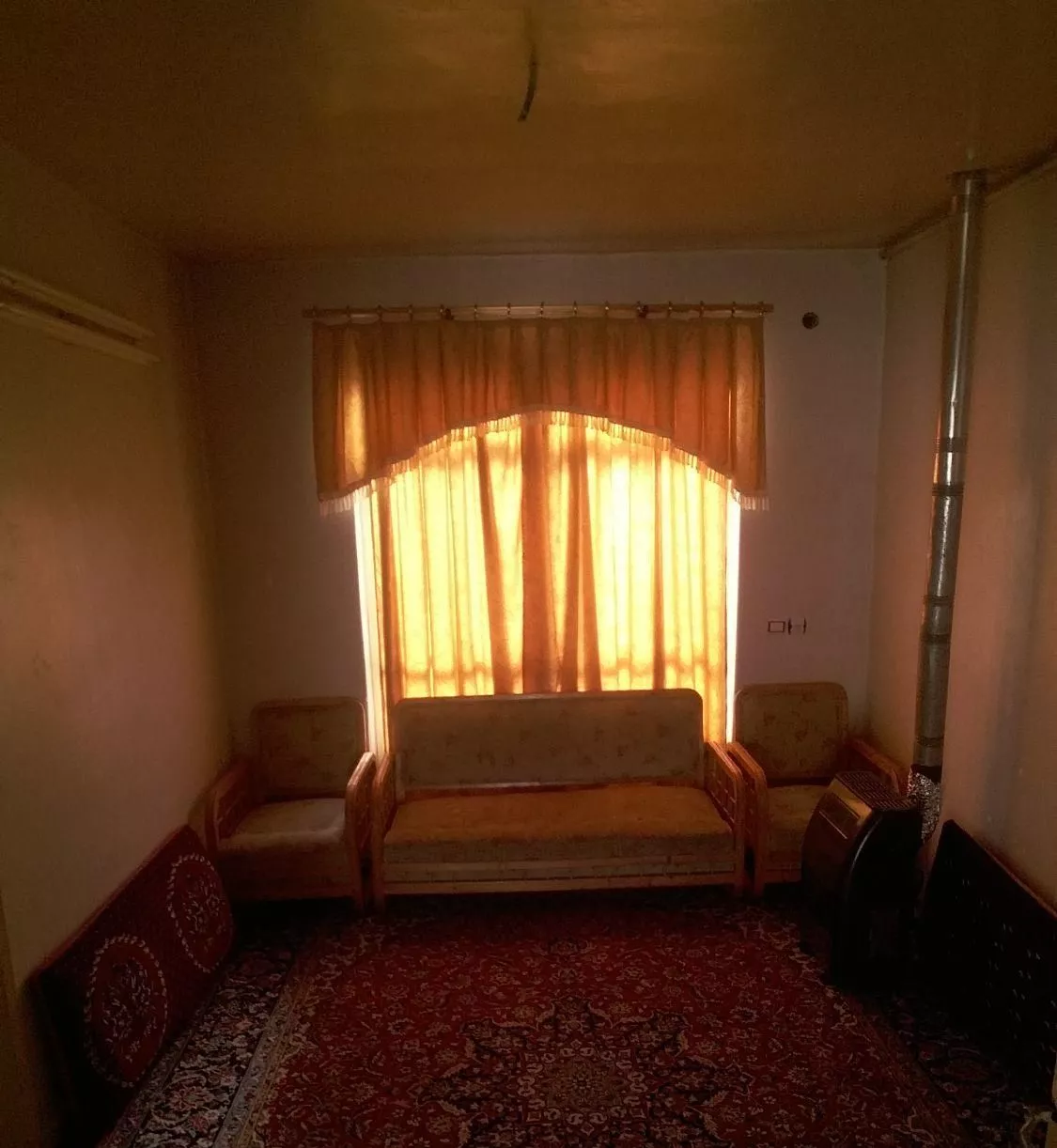 سوییت ویلایی مستقل با تمام امکانات با پارکینگ سویت