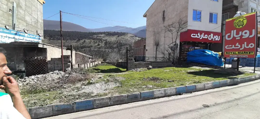 زمین ۶۱۱ متری (مرزن‌آباد، بر بلوار اصلی)