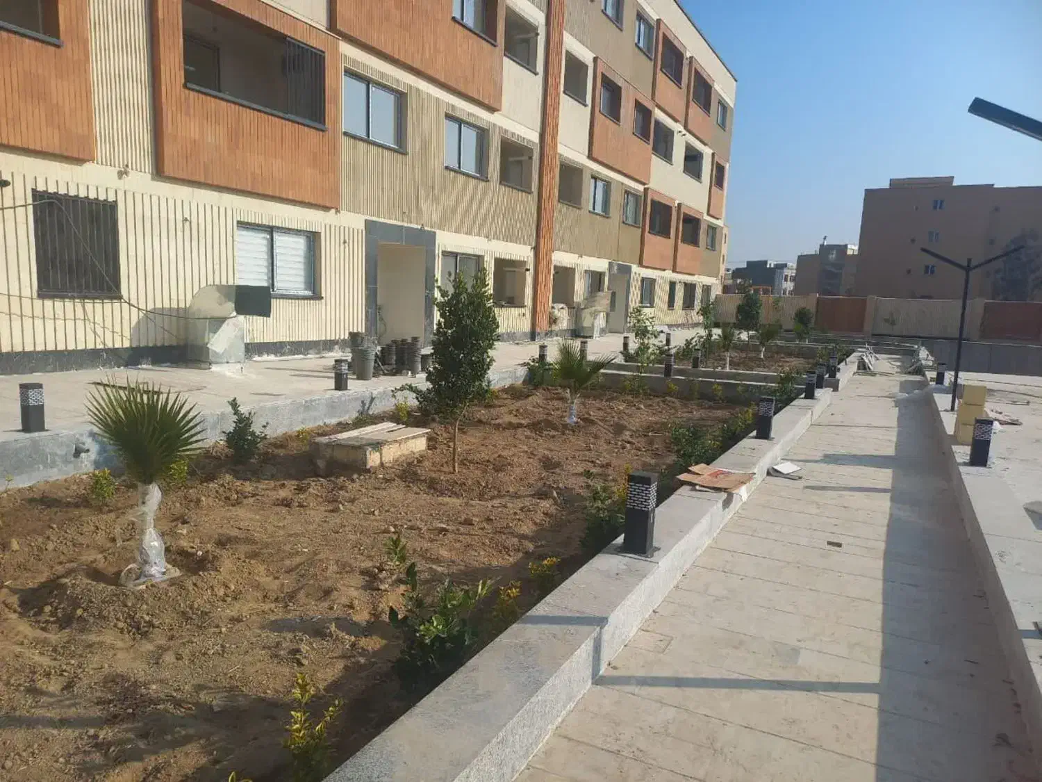 آپارتمان ۱۰۴ متری نوساز بهارستان