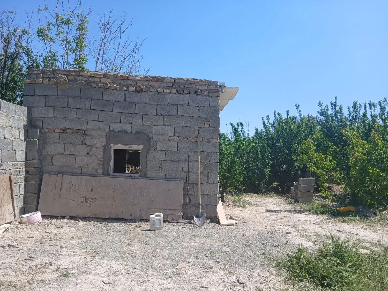 باغچه ۷۵۰ متری زیر قیمت