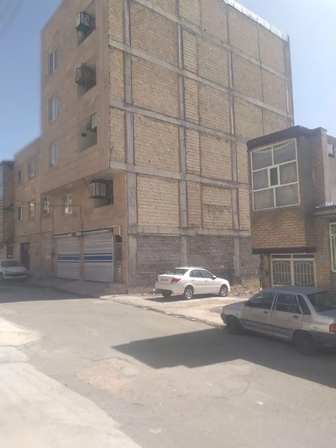 زمین شهرک ظفر