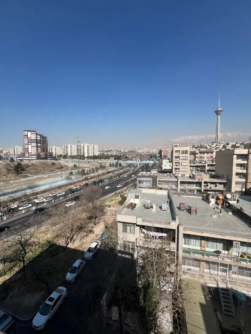 مغازه بر اصلی ۱۷۲ متر کف و بالکن