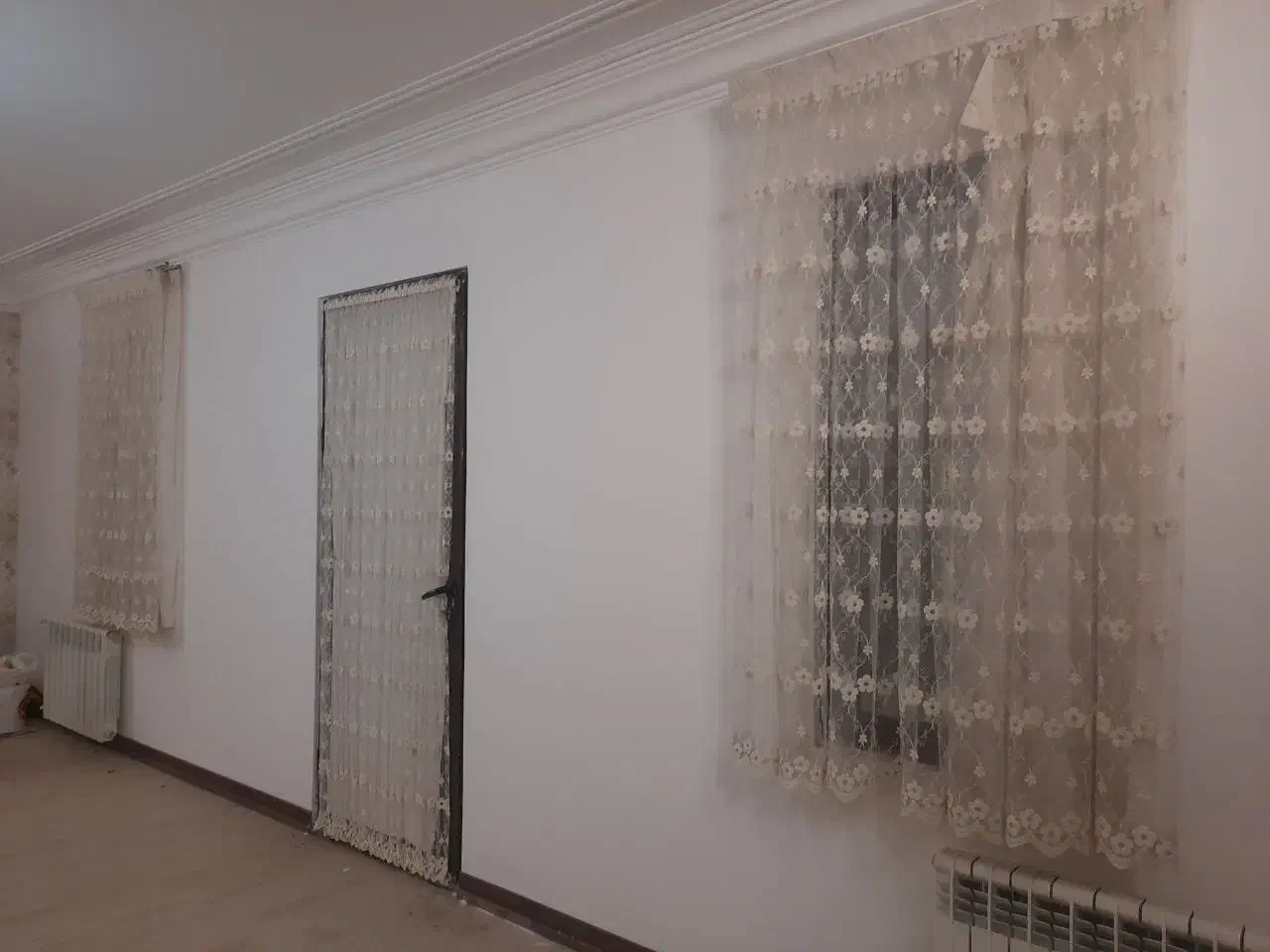 رهن و اجاره به یک نفر خانم موجه منزل لوکس طبقه دوم