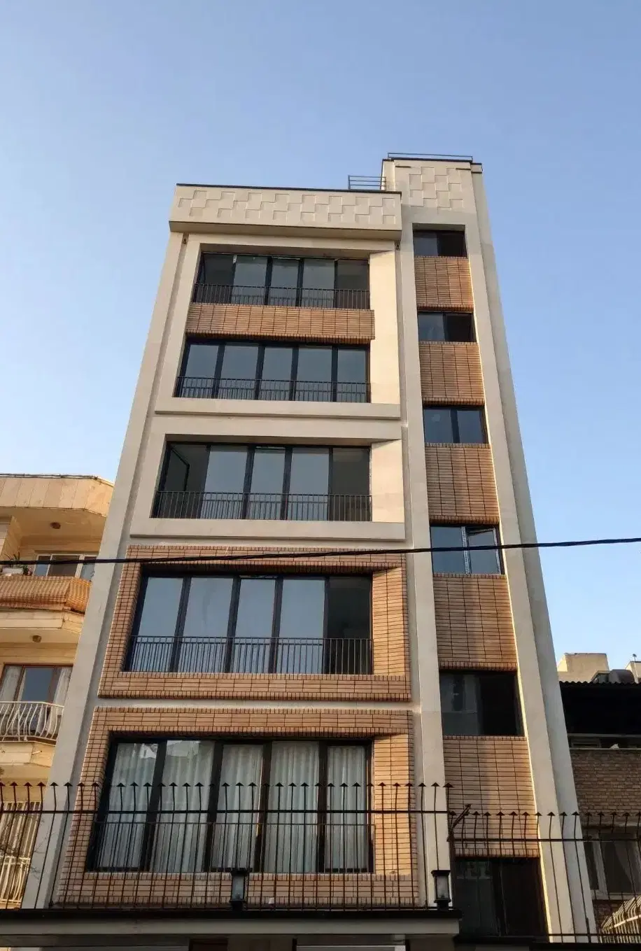 500متر مستغلات سند اداری یکجا فاطمی بلوار کشاورز