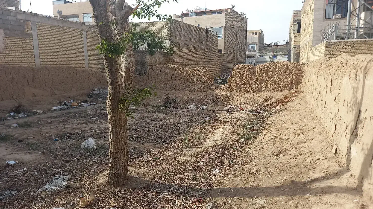 فروش یک قطعه زمین مسکونی