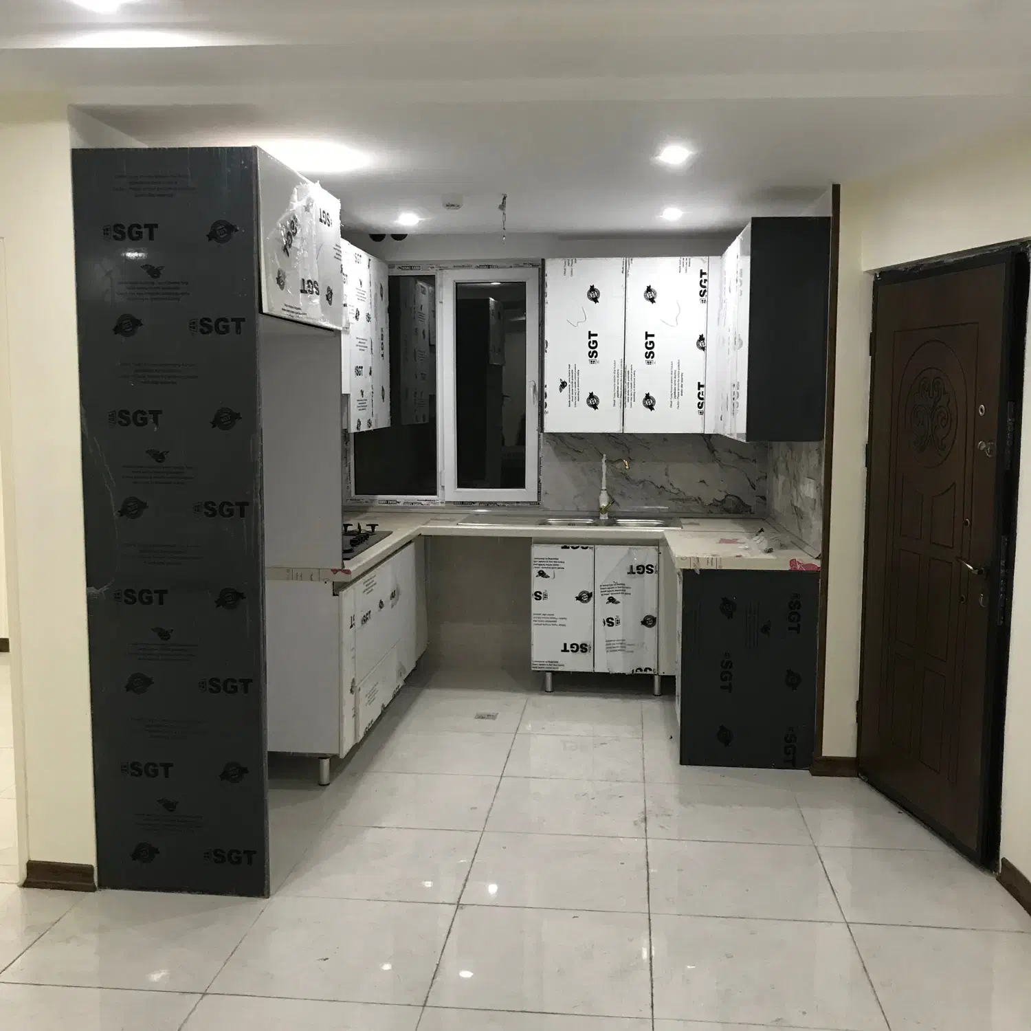 فروش ۸۲ متری
