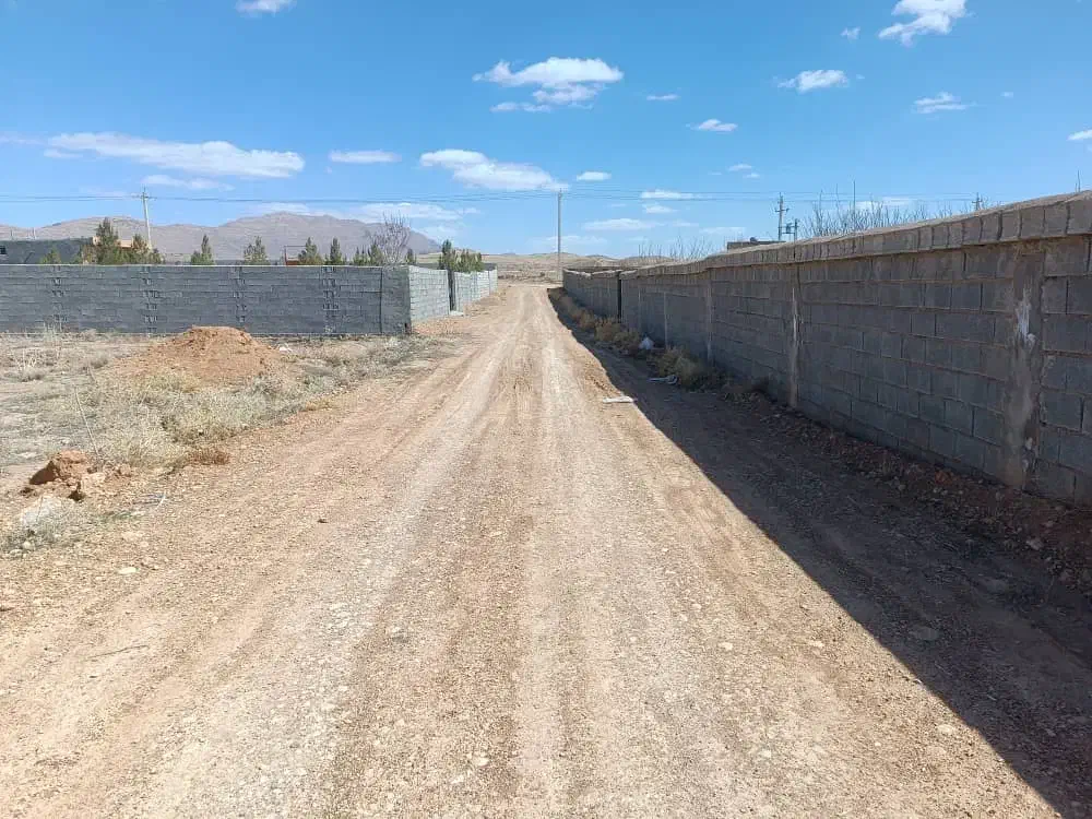 زمین باغشهر، خان زنیان، روستای زاخرد