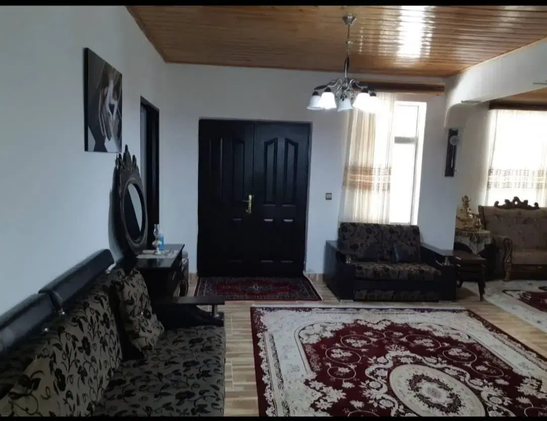 نجارده ویلا باغ 1214 متر زمین با یه بنای 150 متری