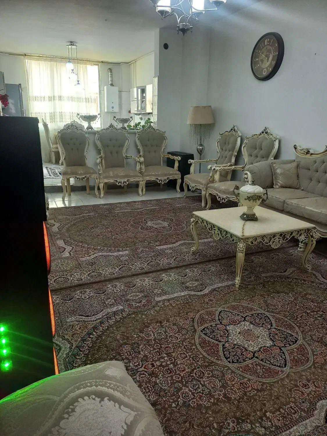 فروش یک واحد اپارتمان