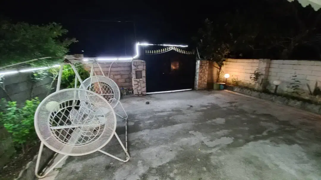۳خواب دربست . فوتبال دستی