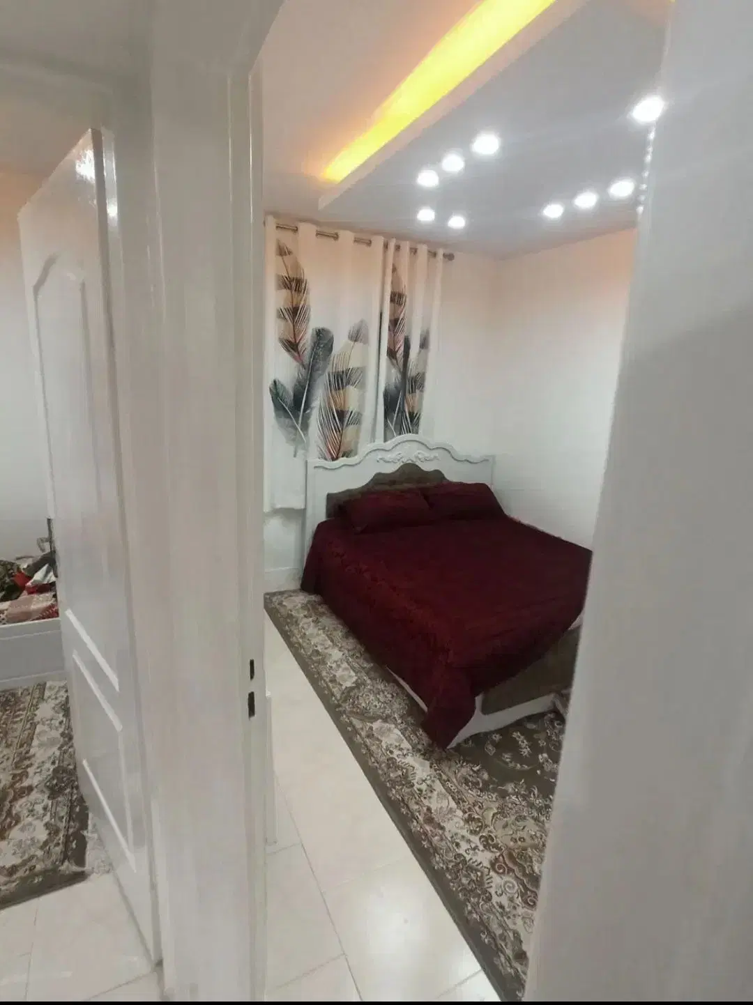 فروش واحد 75متری پاکان لوکس