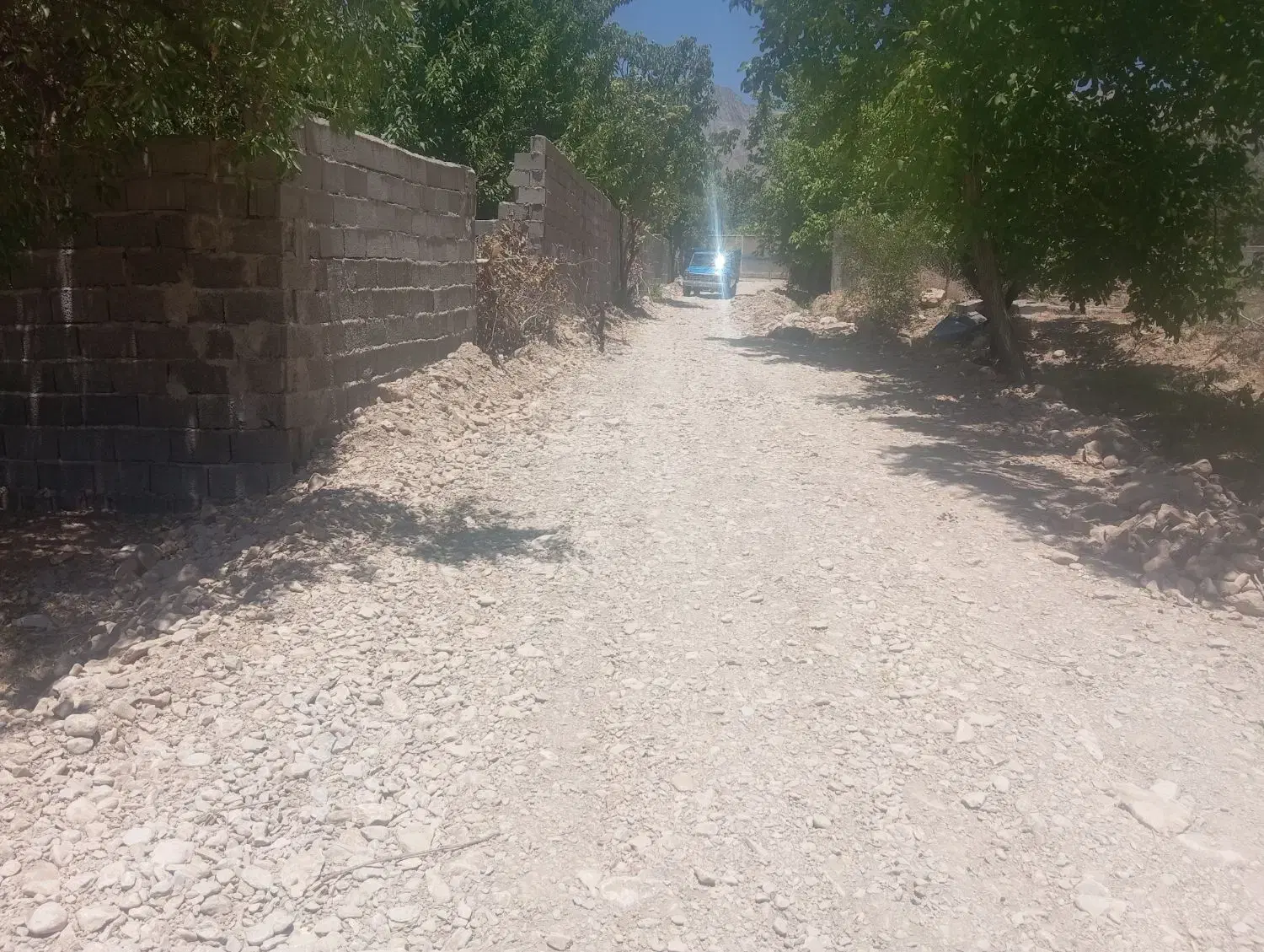 زمین در سکنج