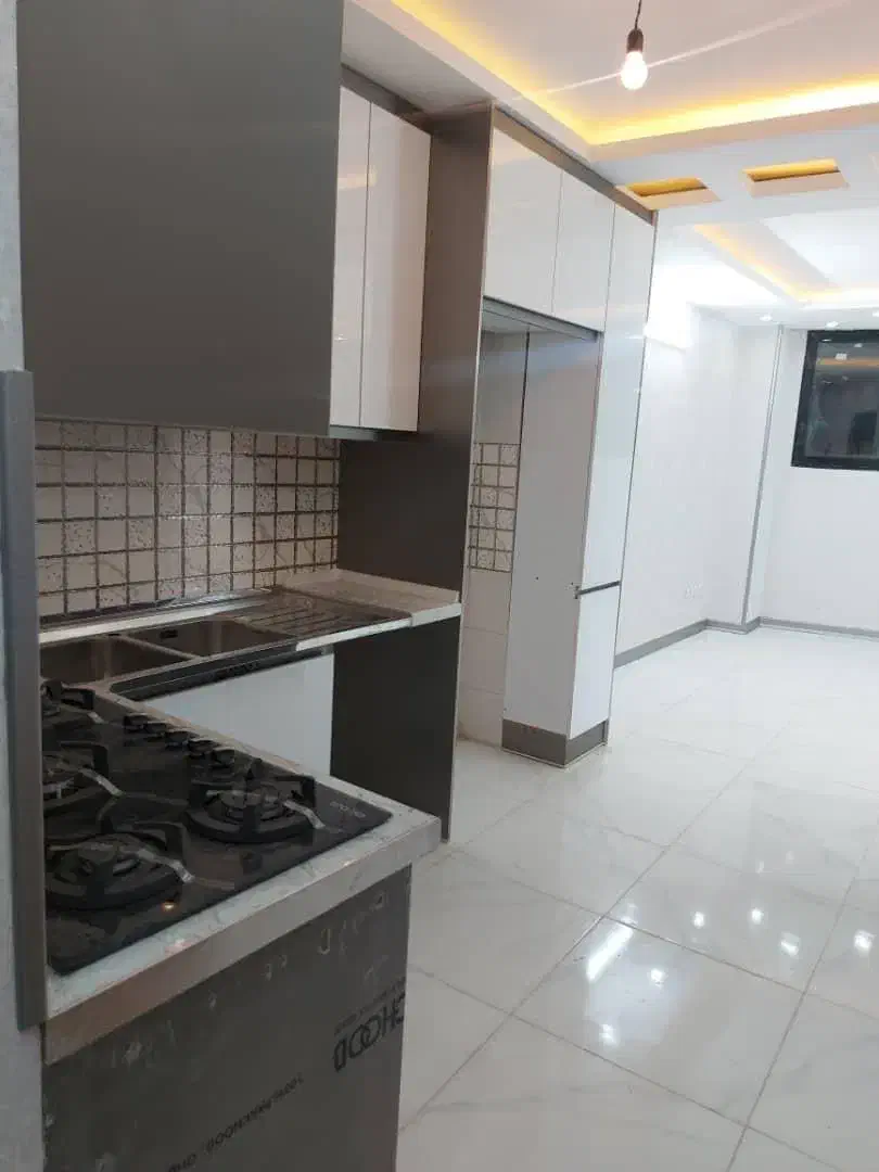 ملک مسکونی نوساز سه واحدی