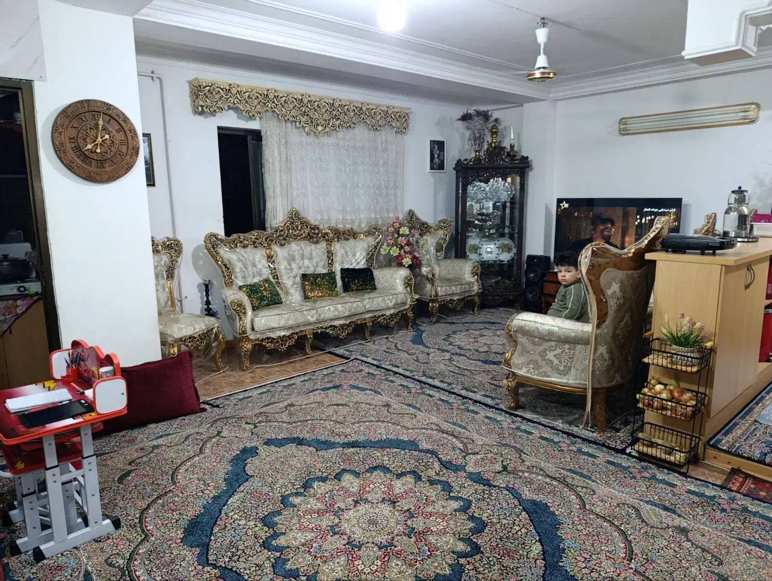 آپارتمان فروشی_ ۸۰ متری _ دانشــجو