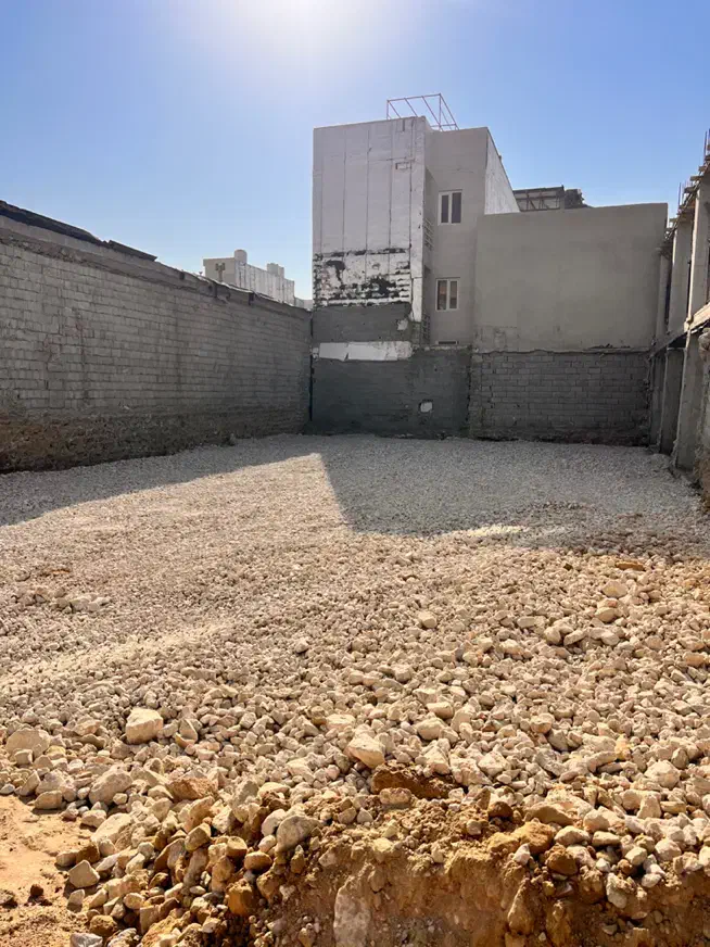 زمین باغ بهزاد