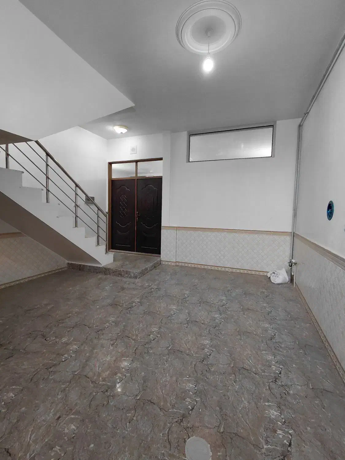 خانه مسکونی در نشاط عرفانی ۱۱