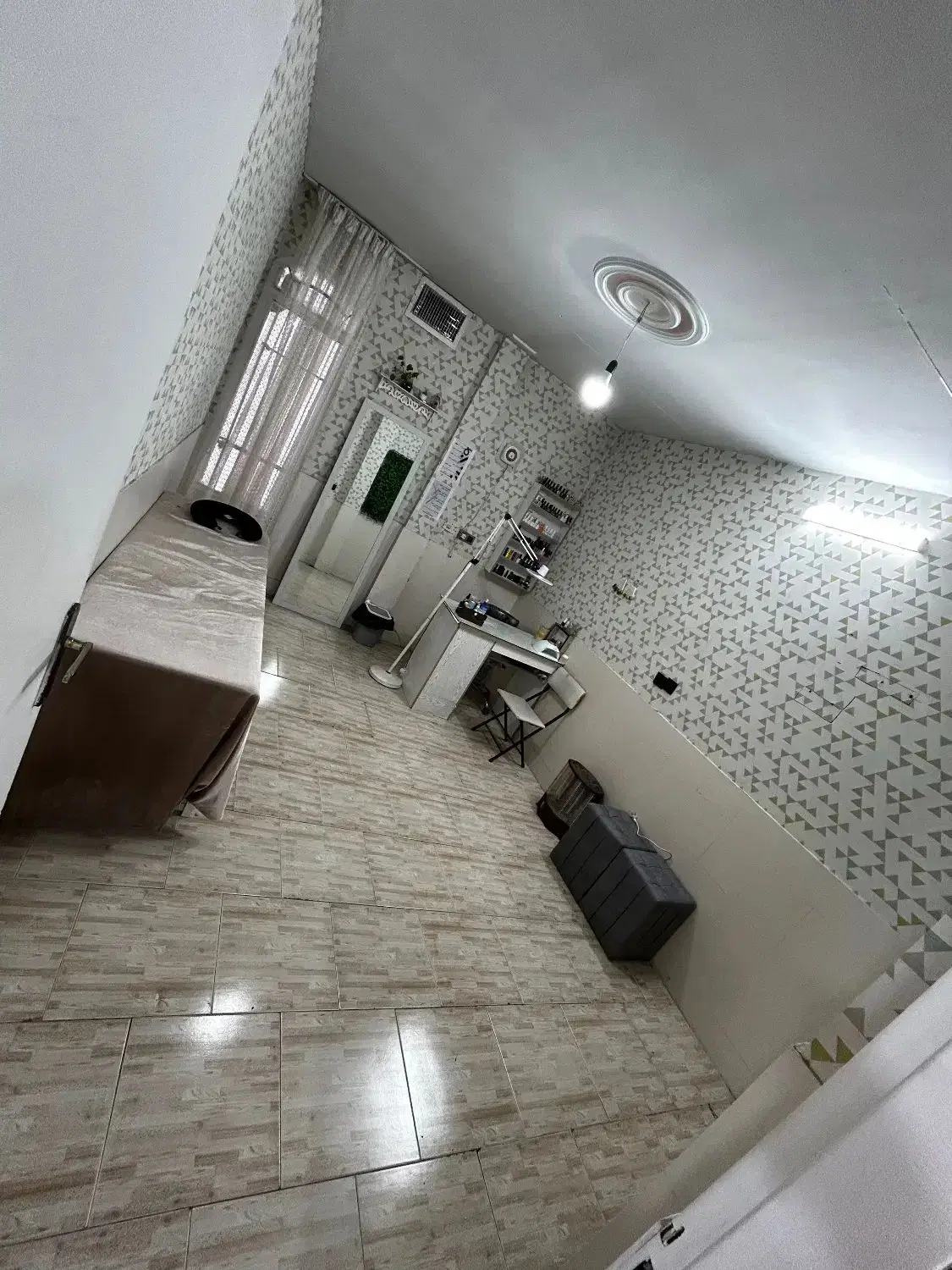 اجاره اتاق حاج اسماعیلی