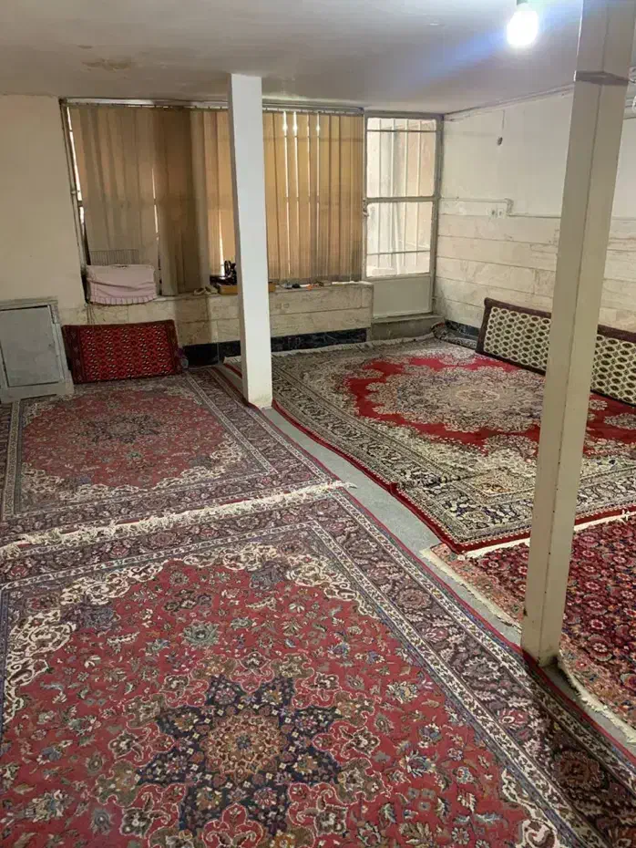 ویلایی ۲ طبقه چمن ۷۶