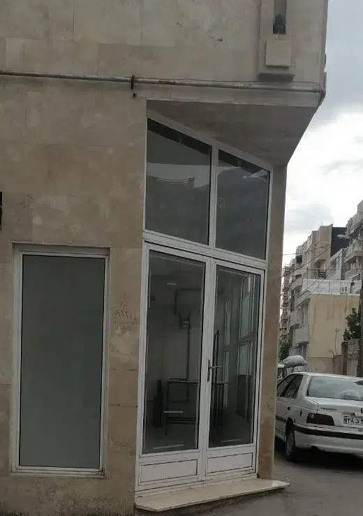 مغازه شریعتی 22 متر