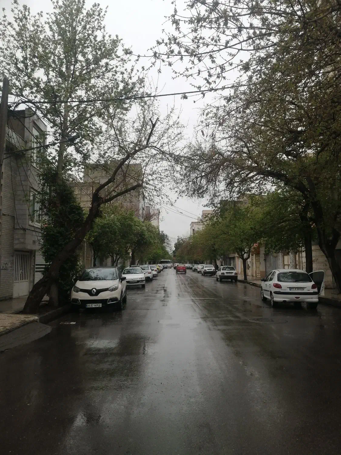 ویلایی 90 متری 2 طبقه مجزا بین ایثار و مفتح