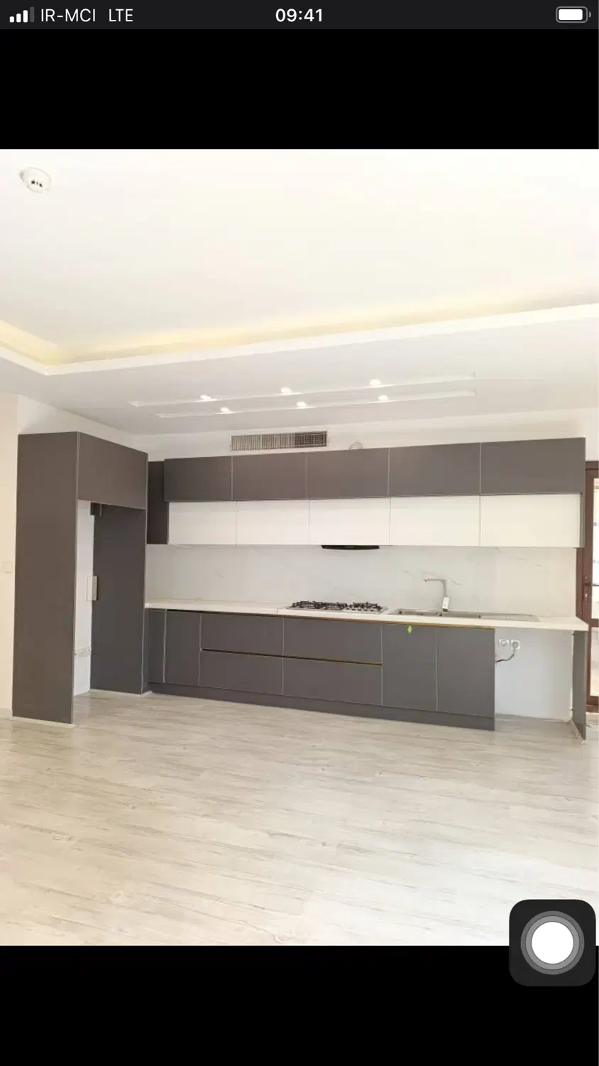 مسکونی ۱۱۹ متر ۲خواب ( فول امکانات) خیابان زند