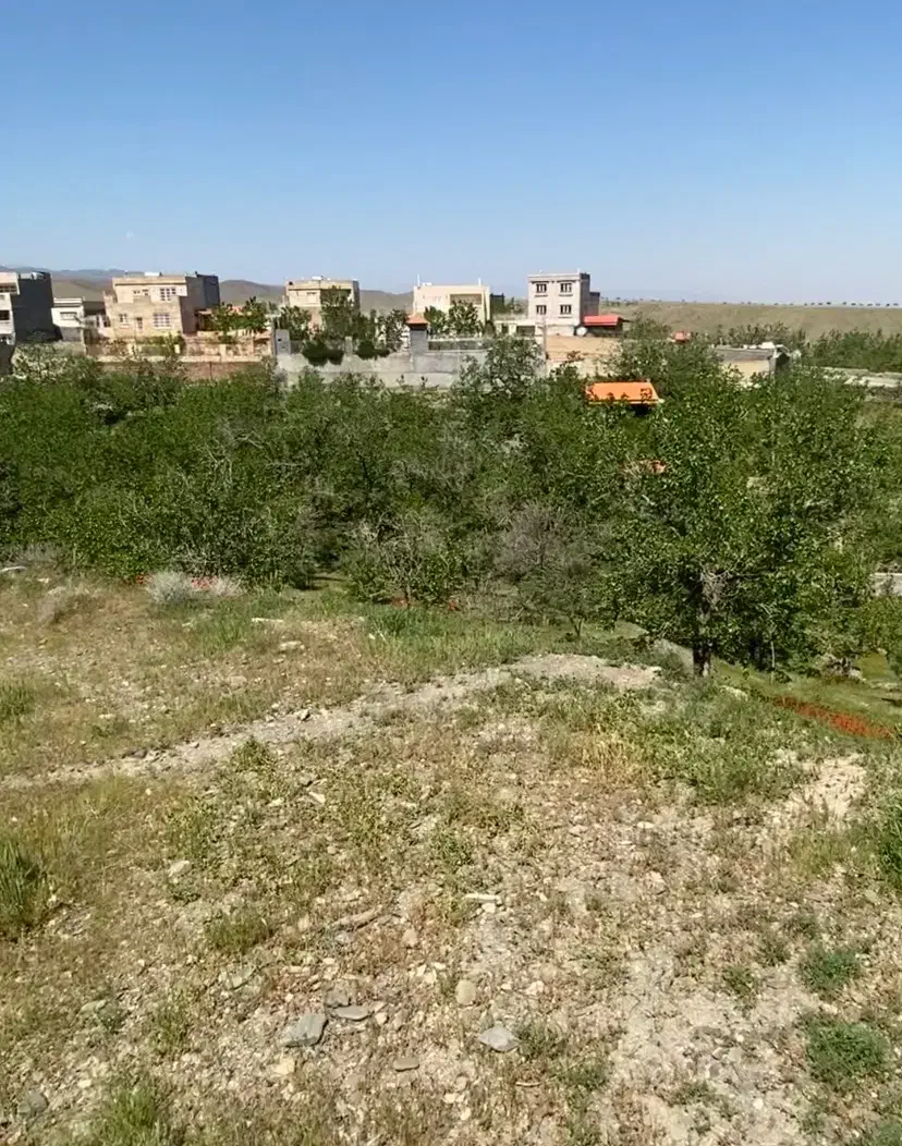 زمین مسکونی با سند تک‌برگ ششدانگ عرصه و اعیان