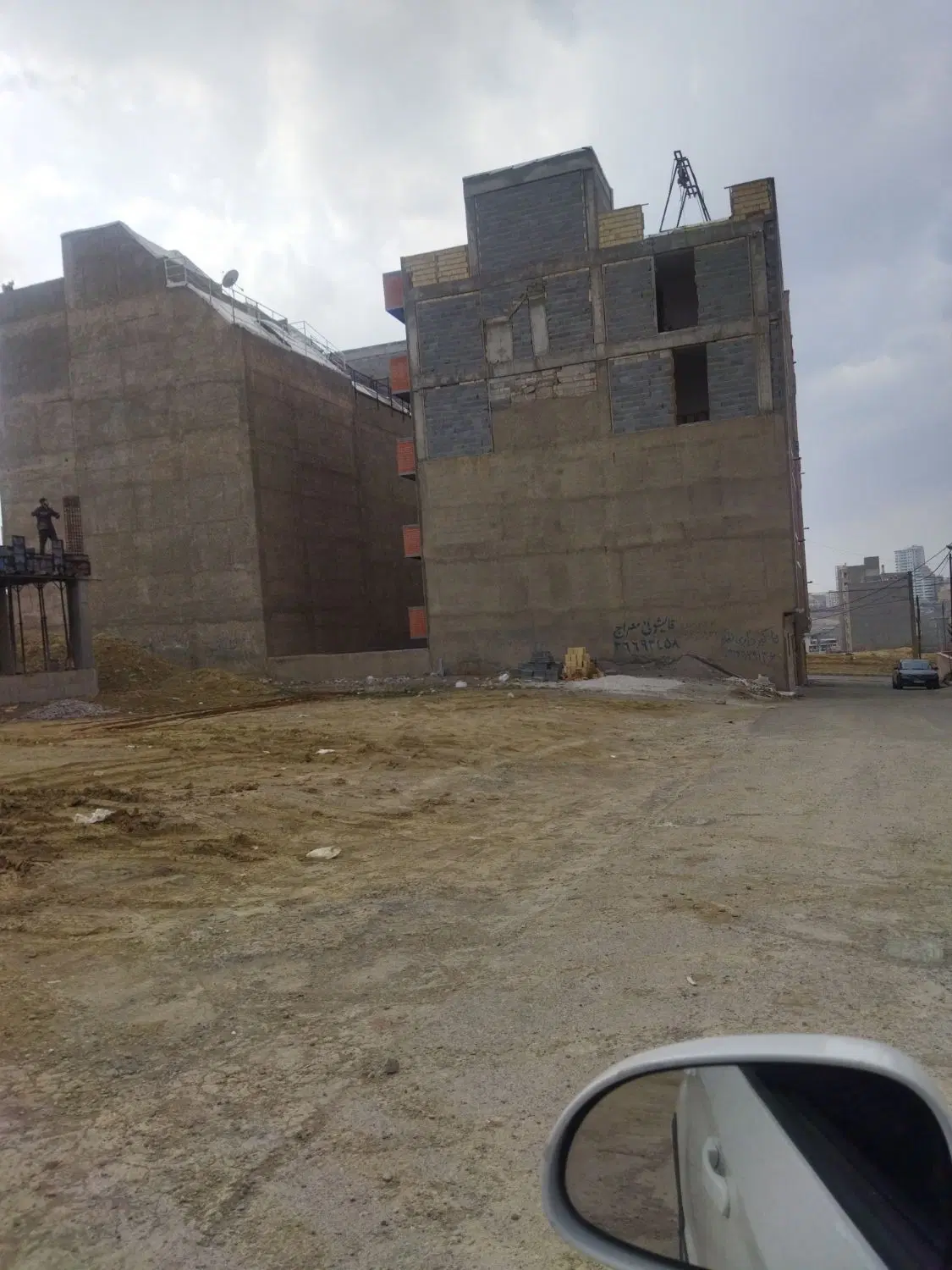 زمین ۱۹۰ متر جنوبی در نصر