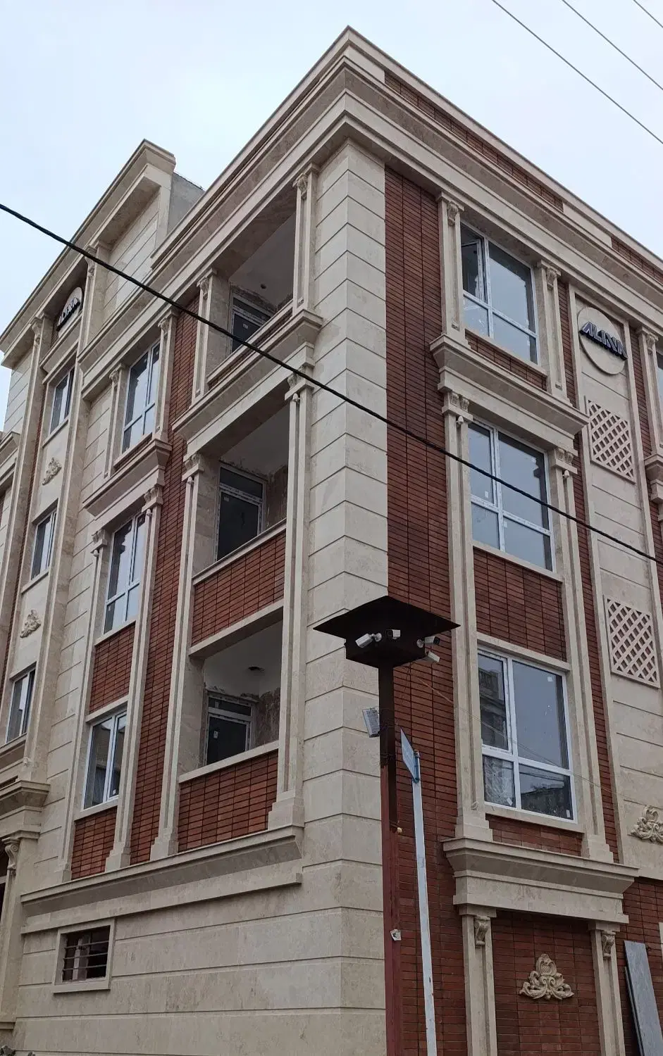 100 متر نوساز  فول امکانات کاسبی فاز1 تک برگ
