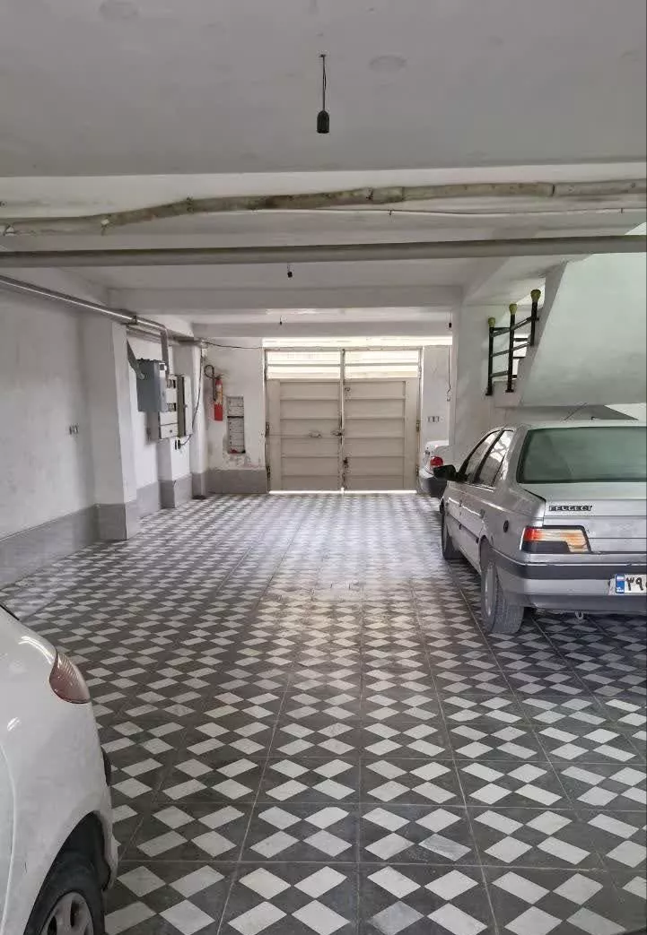 پنت هوس خانه آپارتمان ۱۳۵ متری