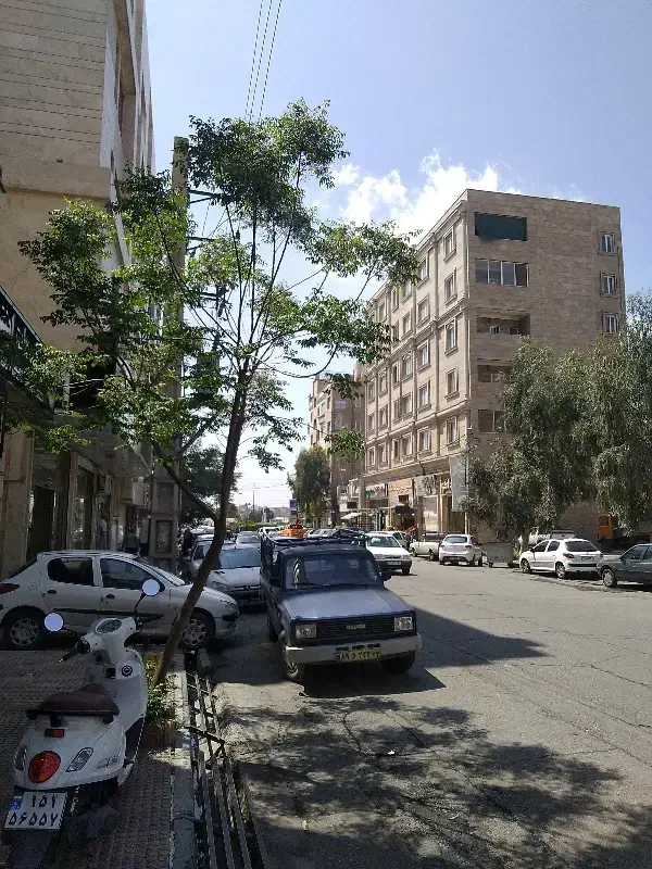 20متر مغازه تجاری۲قدمی بلوار آموزش وپرورش