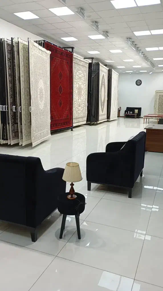 اجاره نمایشگاه و فروشگاه با ۲۴ متر بَر اصلی