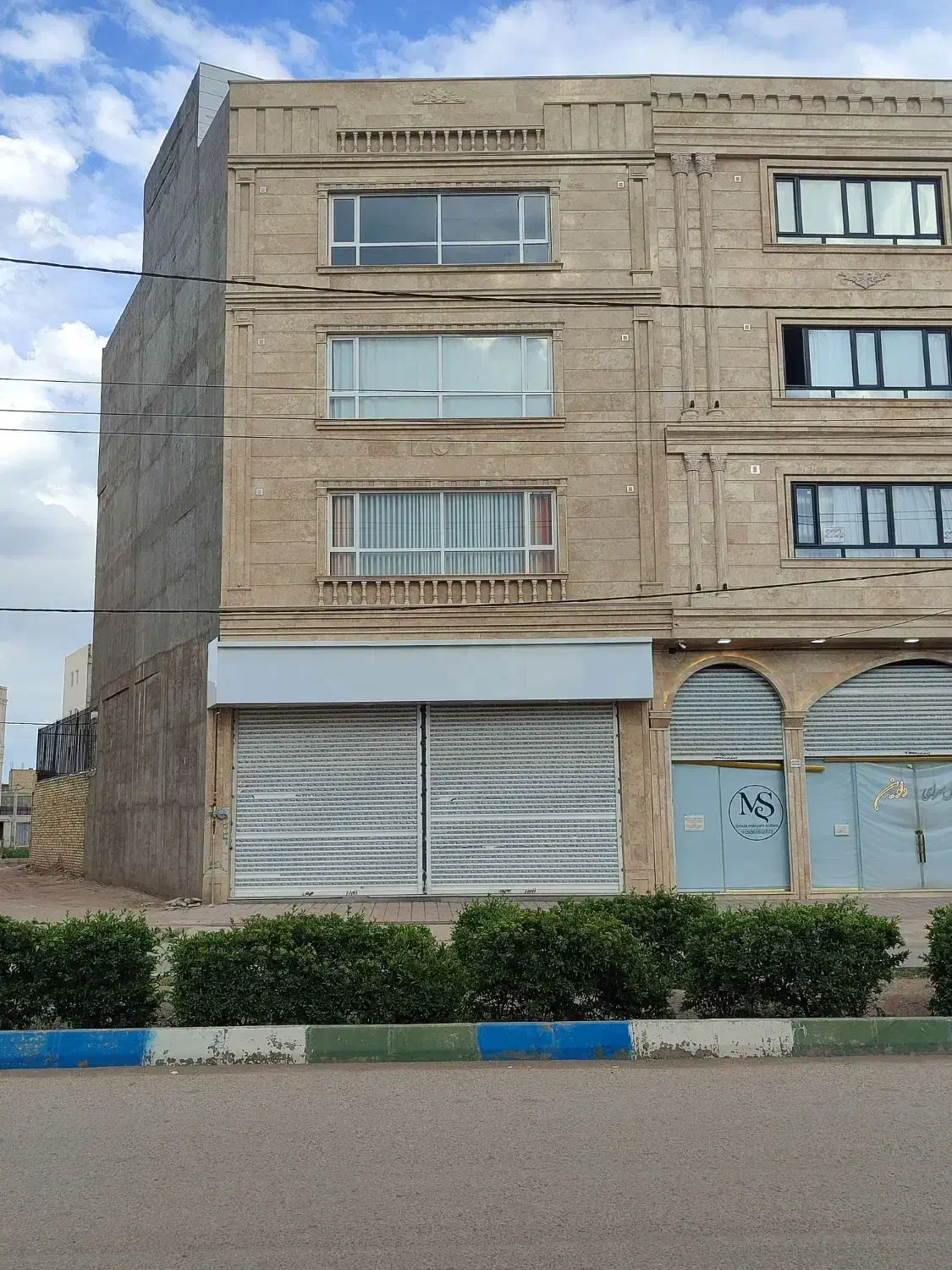 رهن مغازه ۷۰متر اقبالیه خیابان معاد
