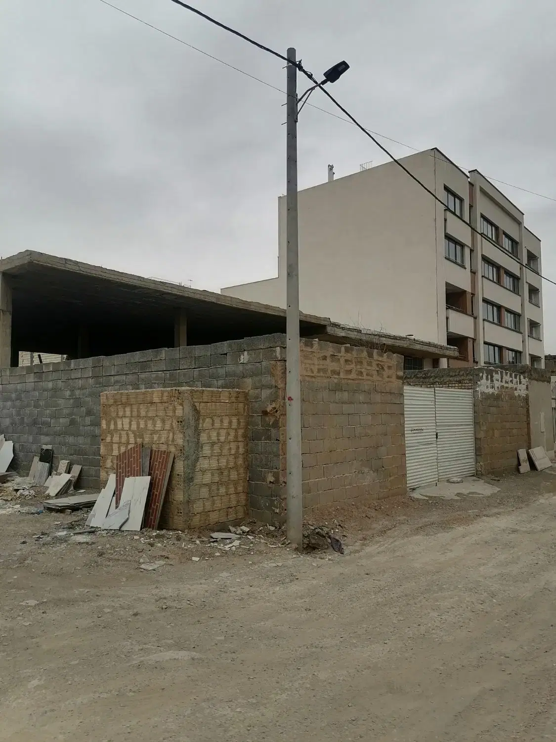 زمین ارغوانیه با مجوز ساخت ۱۸واحد