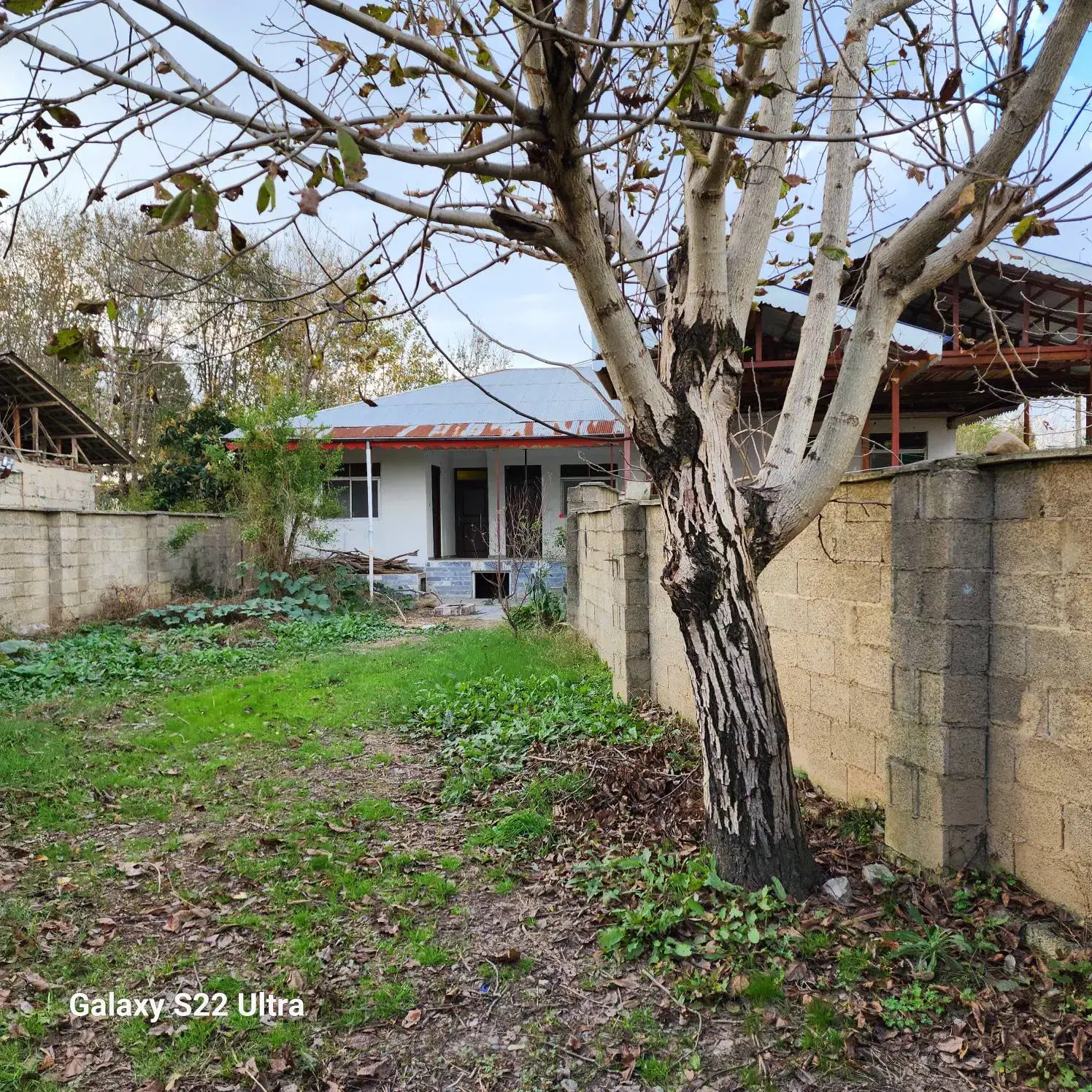زمین مسکونی با دو واحد خانه کلنگی
