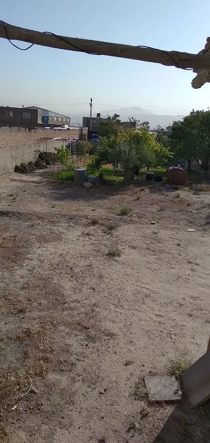 اجاره انباری حصار شده