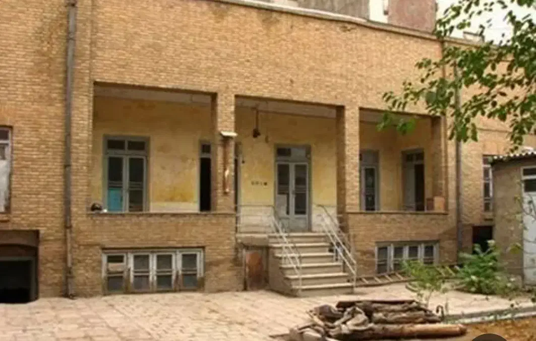 خونه ویلایی گنجشگیر کوچه عدل