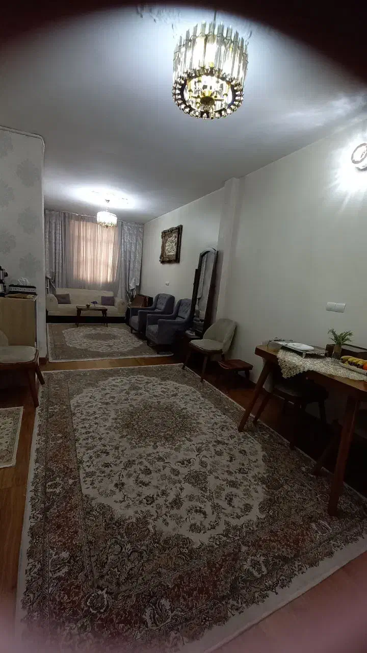آپارتمان ۶۰ متری تک واحدی بین دو مترو