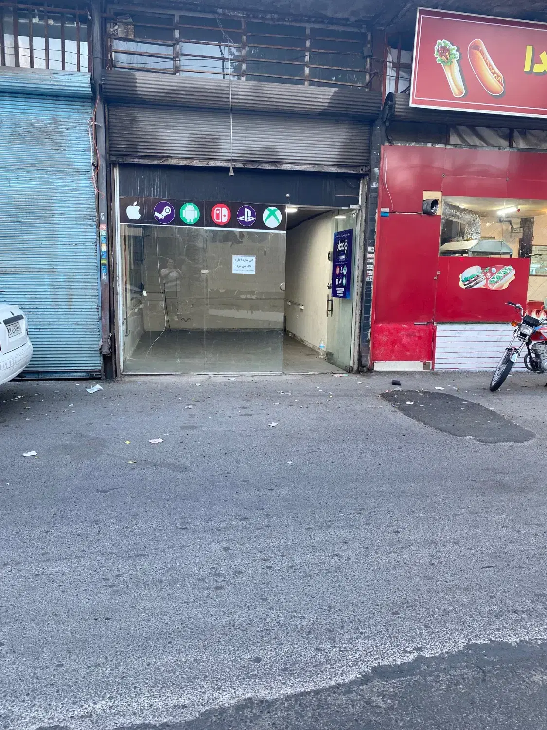 مغازه ۲۸ متری دارای بالکن