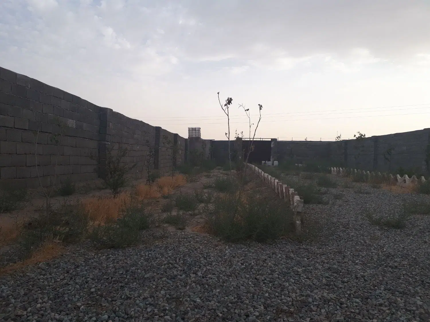 باغچه ۵۰۰ متری در انجم آباد