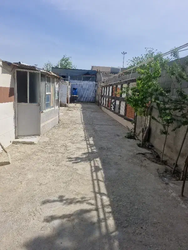 سوله و کارگاه صنعتی ۲۵۰ متری با امکانات کامل