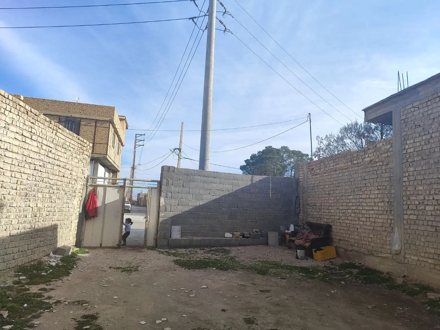 فروش زمین مسکونی در کناره