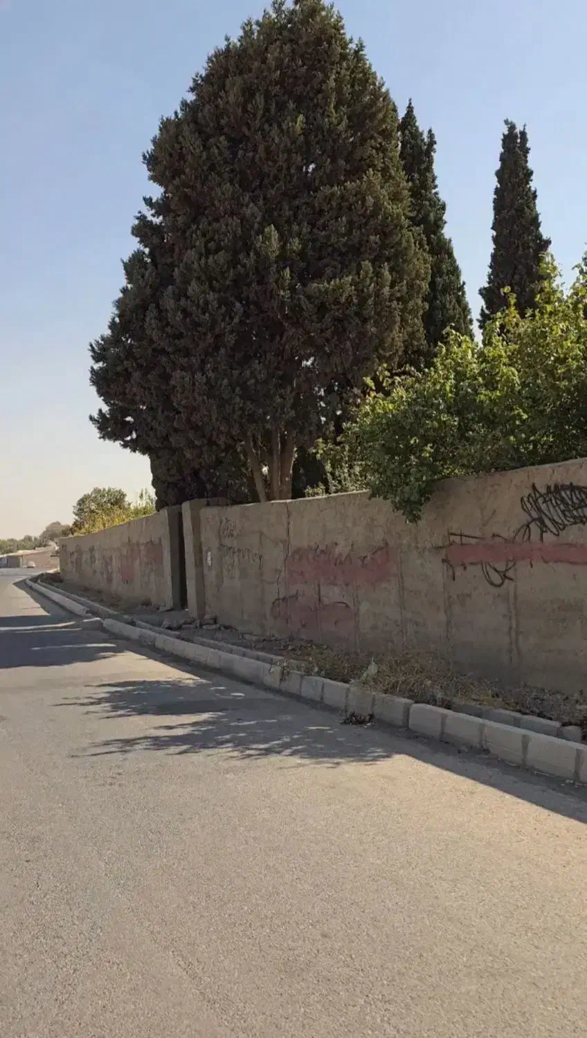 15000 متر باغ ، بر خیابان 20 متری
