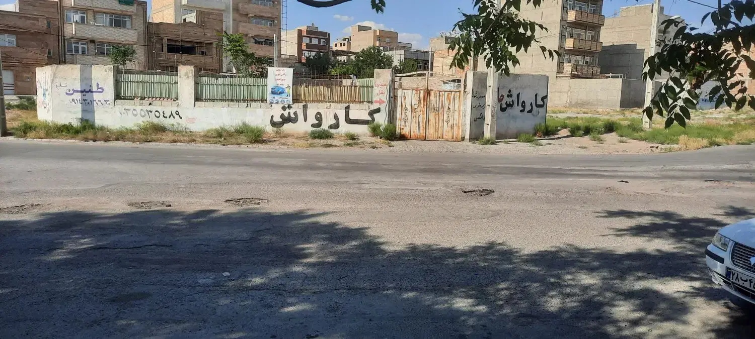 قطعه زمین حصارشده بامجوز شهرداری به مساحت۲۳۱.۵متر
