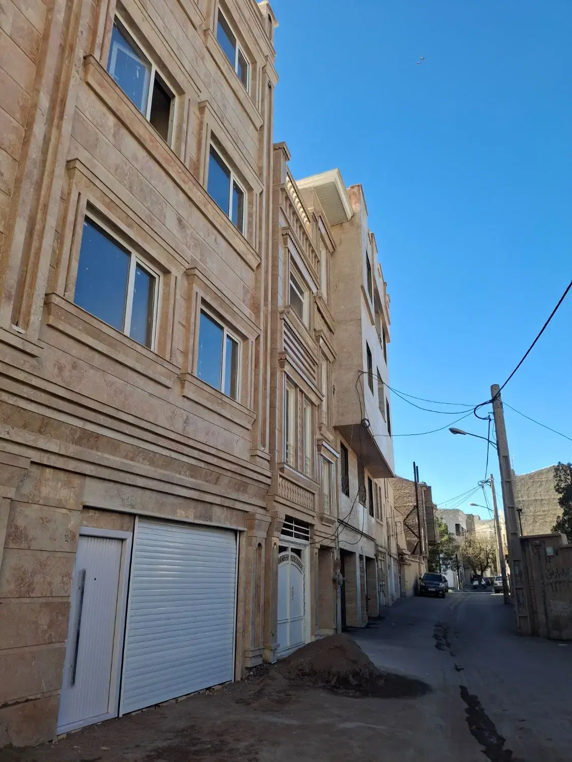 زمین بر سادات دو بر